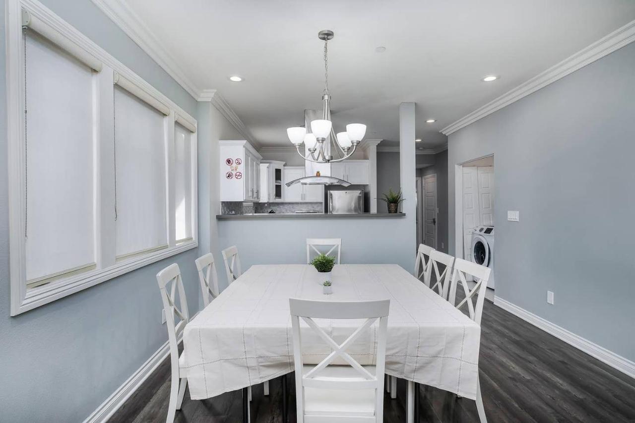 Stylish 4 Bedroom House Near Korea Town Ferienhaus Los Angeles